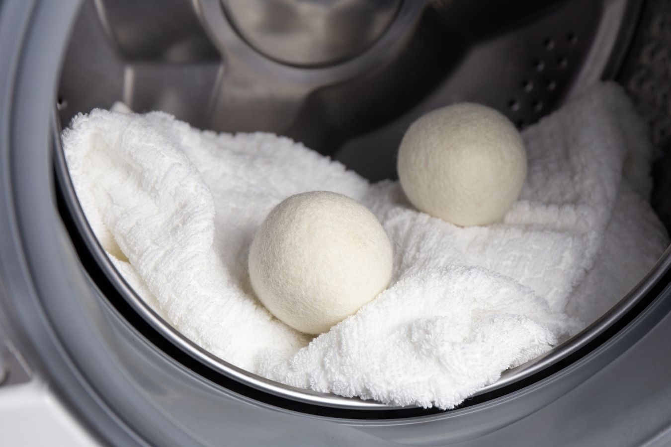 Wool Dryer Balls What Do They Do? And Do They Really Work? Reuseful NZ