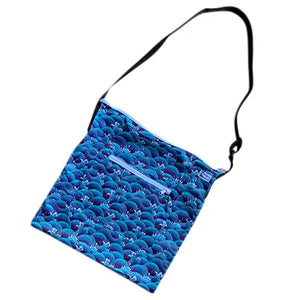 The Square - Crossbody Wet Bag