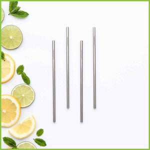 Four Caliwoods cocktail straws