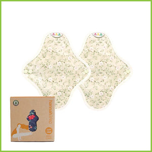 Two reusable sanitary pads in the small size from Hannah. This pack includes two organic cotton pads with a pretty ivory coloured design on the outer layer known as 'Edelweiss Ivory'.
